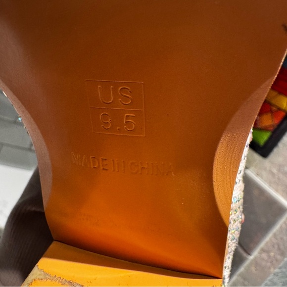 Sparkly Feminine Wide Calf Cowboy/Western Boots - Picture 8 of 10